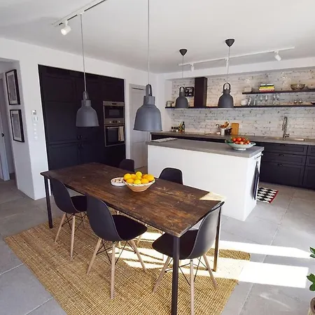 La Orza, Luxury Center Townhouse With Pool And Parking Hansonholiday Holiday home Frigiliana