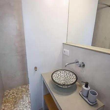 La Orza, Luxury Center Townhouse With Pool And Parking Hansonholiday Holiday home