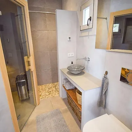 La Orza, Luxury Center Townhouse With Pool And Parking Hansonholiday Holiday home