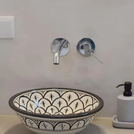 Holiday home La Orza, Luxury Center Townhouse With Pool And Parking Hansonholiday