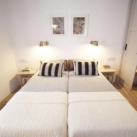 La Orza, Luxury Center Townhouse With Pool And Parking Hansonholiday * Frigiliana