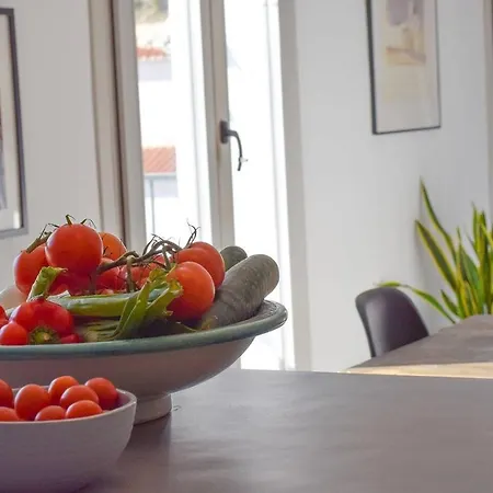 Hébergement de vacances La Orza, Luxury Center Townhouse With Pool And Parking Hansonholiday